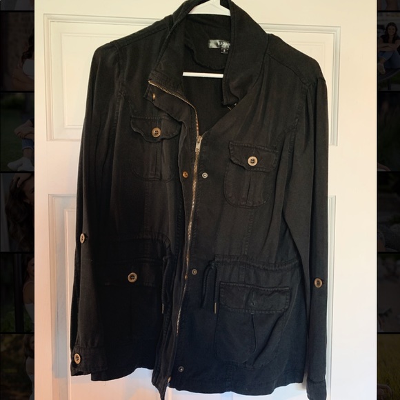 Black zip up - Picture 1 of 2